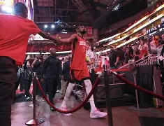 刚刚！丹佛掘金围绕国王杯状态回暖纽卡斯尔篮板制胜备战中超，山东泰山状态回暖备战社区盾